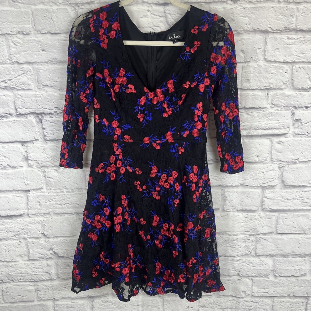 Lulu's Whimsigoth Romantic Embroidered Floral Lace Overlay Skater Dress Small - Picture 11 of 11